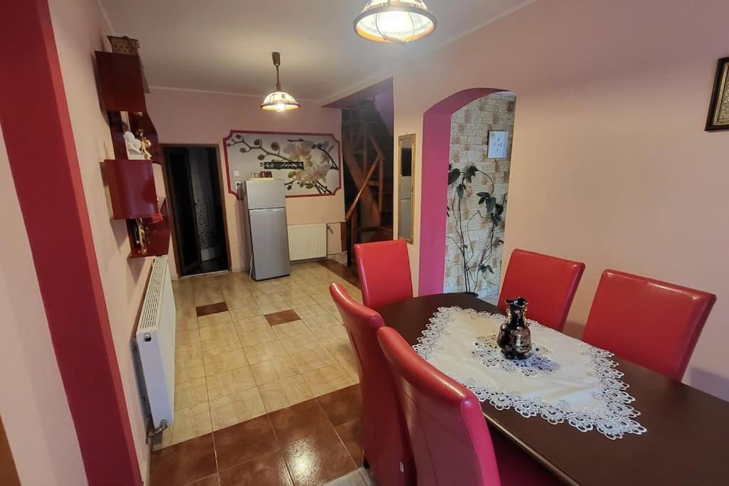Casa In Oradea ! Villa Exterior photo